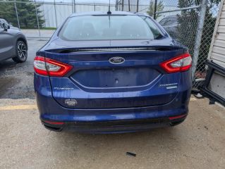 2013 Ford Fusion Titanium - Exterior Rear Center Image